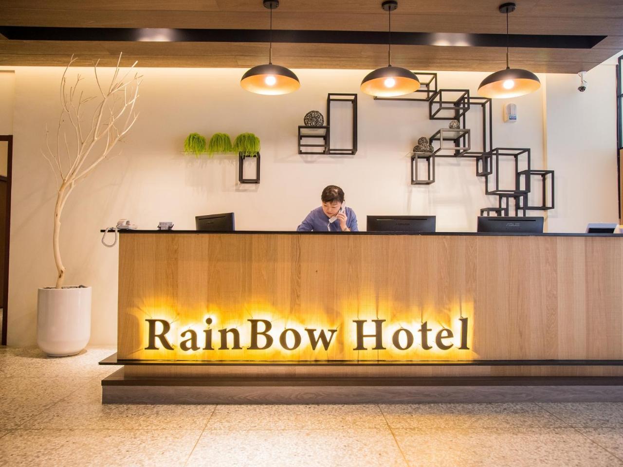 Rainbow Hotel Magong Buitenkant foto